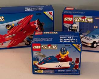 LEGO / LEGOS / many still sealed in original boxes