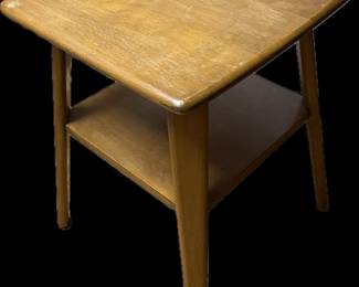 Mid Century Modern MCM 2-Tier Maple Side / End Table