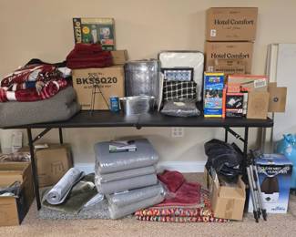 NOS Rugs, Pillows, Household, Blankets, Pads, More