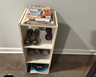 DIY Wooden Dumbbell Storage Shelf with Home Gym Accessories