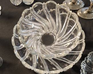 Mikasa Peppermint Swirl Crystal Relish Tray with Center Bowl
