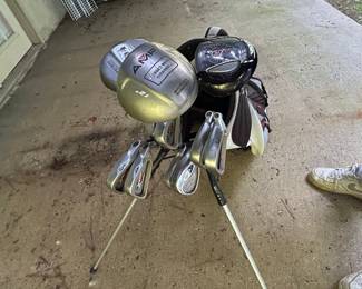 Complete Golf Club Set with Stand Bag