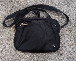 Lululemon Everywhere Belt Bag 1L