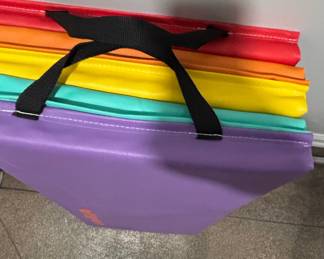 AnisyPants Rainbow Folding Mat