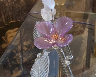 Glass Baron Frosted Hummingbird with Purple Flower Sculpture