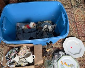 Vintage home decor lot featuring hand painted plates.