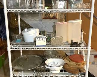 Kitchen Wear And Glass Wear Mystery Lot — Shelf Not Included
