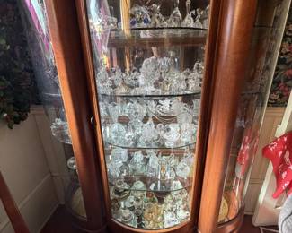 Various crystal pieces