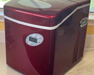 Newair Portable Countertop Icemaker
