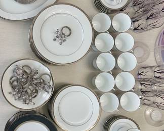 Noritake "Renwick" Dinnerware - Platinum