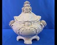 Italian Rococo-Style White Glazed Ceramic Tureen