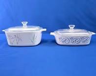 (2) CorningWare Casserole Dishes With Lids