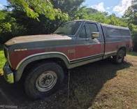 1986 Ford F-250 XLT Lariat Truck