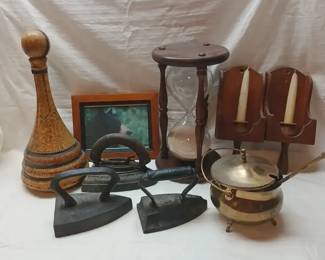 Vintage Wall Grain Scoop 60 Min. Hour Glass Cast Iron