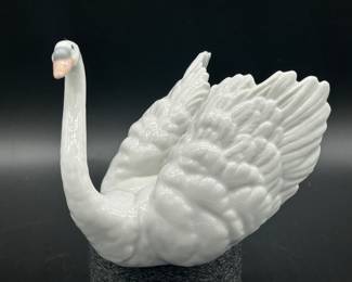 Lladro Swan