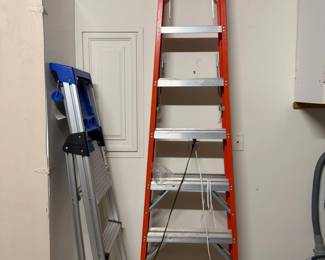 Keller ft. Fiberglass Step Ladder