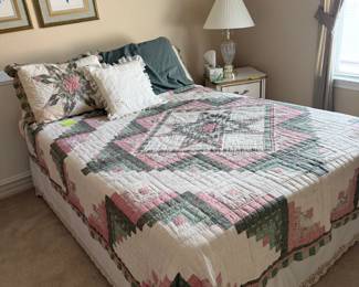 Log Cabin Starburst Quilt