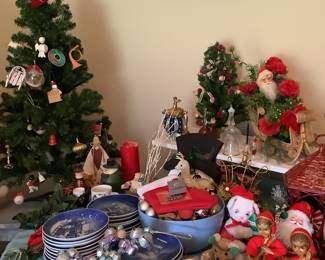 Vintage Christmas, Bing & Grondahl plates
