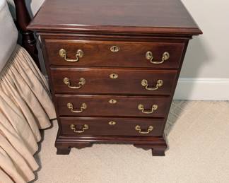 Statton Furniture Four-Drawer Bachelor Chest