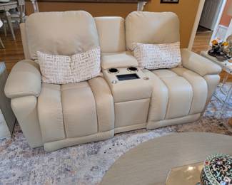 La Z Boy Power Recliner Sofa