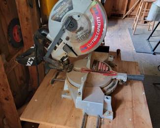 Delta Compound Miter Saw
