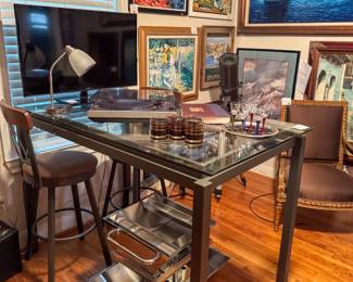 Furniture/Artwork