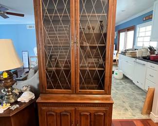 Ethan Allen Curio Cabinet