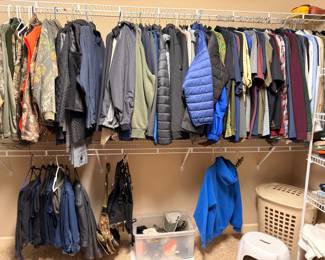 Men's clothing and jackets lot