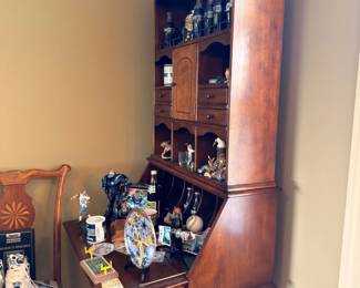 Wood secretary desk with hutch top