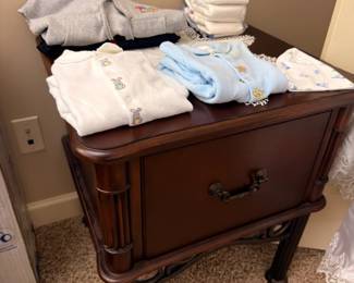 Wood nightstand end table with drawer