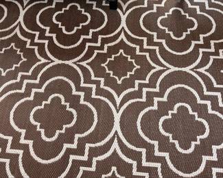 Outdoor patio area rug