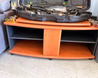 Wood corner TV stand media console