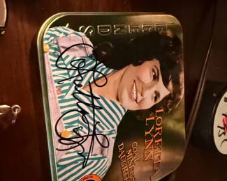 Signed Loretta Lynn Coal Miner's Daughter cookbook tin