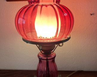 Cranberry GWTW Style Lamp