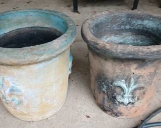 Flower pots