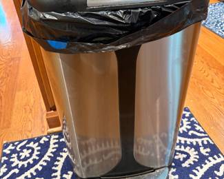 Stainless trash can