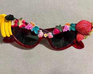 Mercura fashion glasses -high end vintage sunglasses