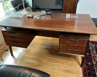 Oman Jun model 75 authentic Danish Model executive Desk $2495