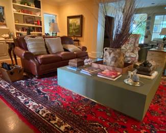 Coffee table Restoration Hardware 60" x 60" very nice