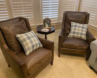 very high-end leather Vanguard chair set