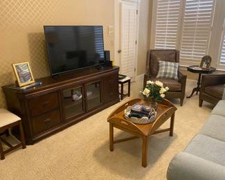 TV cabinet