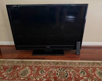 Flat Screen TV with Remote