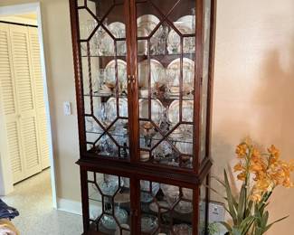 Henkel-Harris Mahogany China Cabinet
