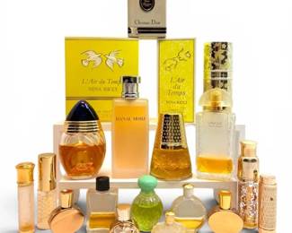Nina Ricci More Perfume
