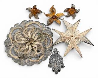 Delicate Silver Filigree Brooches Pendants 34g Total