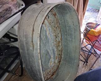 Vintage Galvanized Oval Wash Tub