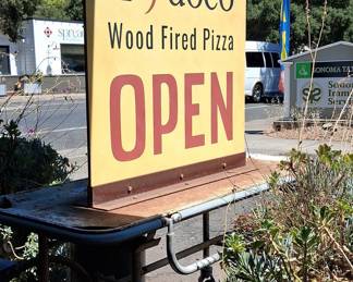 Il Fuoco Wood Fired Pizza Open Sign