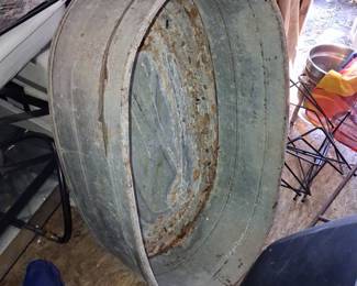 Vintage Galvanized Oval Wash Tub