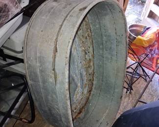 Vintage Galvanized Oval Wash Tub