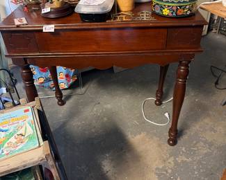 Letter desk